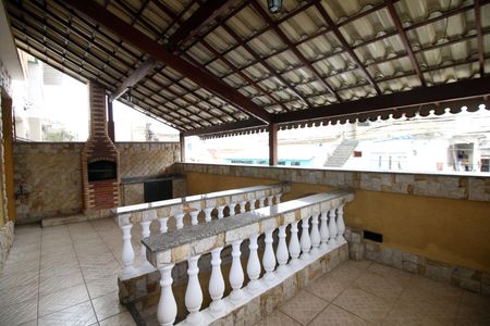 Casa para alugar com 100m², 3 quartos e 3 vagasQuintal 