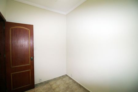 Casa para alugar com 100m², 3 quartos e 3 vagasQuarto 2