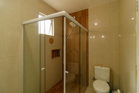 Casa à venda com 250m², 4 quartos e 3 vagasBanheiro da Suíte