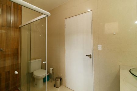 Casa à venda com 250m², 4 quartos e 3 vagasBanheiro da Suíte