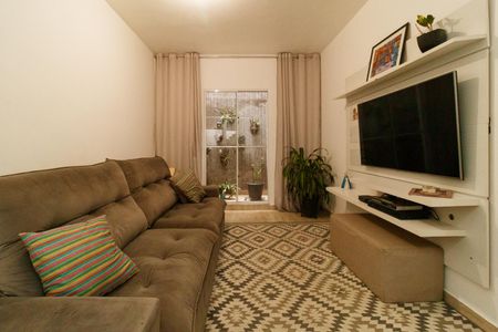 Sala de casa à venda com 4 quartos, 250m² em Vila Medeiros, São Paulo