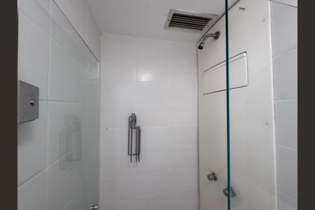 Apartamento à venda com 68m², 2 quartos e 1 vagaBanheiro Social
