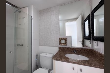 Apartamento à venda com 68m², 2 quartos e 1 vagaBanheiro Social