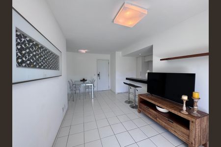 Sala de apartamento à venda com 2 quartos, 68m² em Recreio dos Bandeirantes, Rio de Janeiro