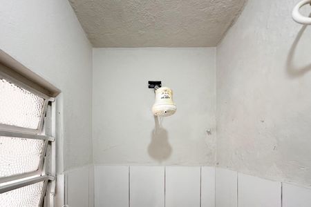 Casa para alugar com 182m², 2 quartos e 2 vagasBanheiro de serviço