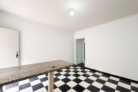 Casa para alugar com 182m², 2 quartos e 2 vagasCozinha