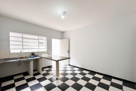 Casa para alugar com 182m², 2 quartos e 2 vagasCozinha