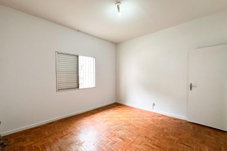 Casa para alugar com 182m², 2 quartos e 2 vagasQuarto 2