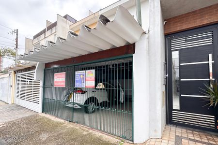 Casa para alugar com 182m², 2 quartos e 2 vagasFachada