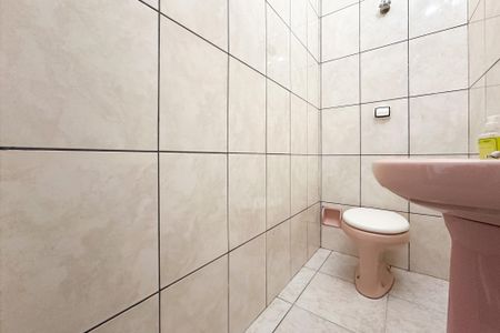 Casa para alugar com 182m², 2 quartos e 2 vagasLavabo