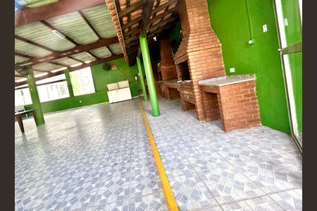 Apartamento para alugar com 60m², 2 quartos e 1 vaga Apartamento para alugar com 60m², 2 quartos e 1 vagaÁrea comum - Salão de festas