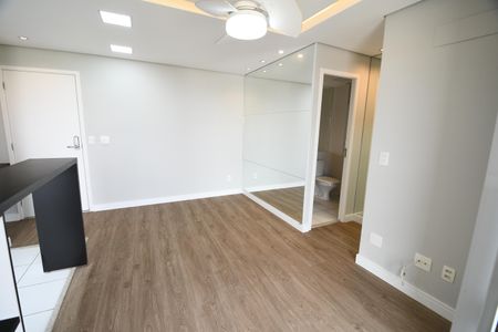 Sala de apartamento para alugar com 1 quarto, 42m² em Bosque, Campinas