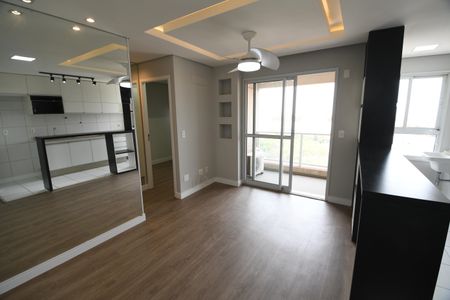 Sala de apartamento para alugar com 1 quarto, 42m² em Bosque, Campinas
