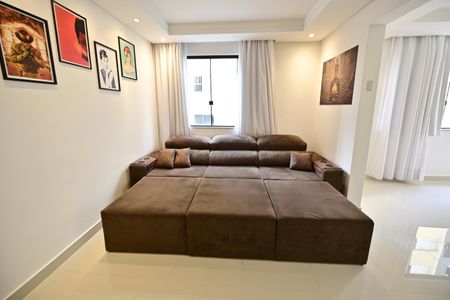 Apartamento para alugar com 126m², 2 quartos e 1 vaga Apartamento para alugar com 126m², 2 quartos e 1 vagaSala