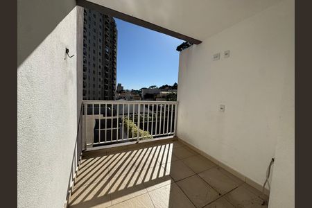 Varanda de apartamento para alugar com 2 quartos, 58m² em Quitaúna, Osasco