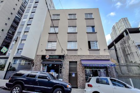Apartamento à venda com 77m², 2 quartos e sem vagaFachada - Plaquinha