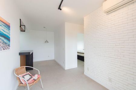 Apartamento à venda com 55m², 2 quartos e 1 vaga Apartamento à venda com 55m², 2 quartos e 1 vagaSala/Cozinha