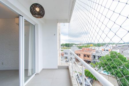 Apartamento à venda com 55m², 2 quartos e 1 vaga Apartamento à venda com 55m², 2 quartos e 1 vagaVaranda