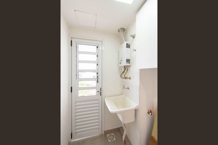 Apartamento à venda com 55m², 2 quartos e 1 vaga Apartamento à venda com 55m², 2 quartos e 1 vagaÁrea de Serviço