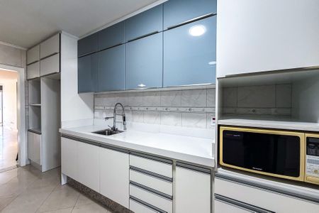 Cozinha de apartamento para alugar com 3 quartos, 128m² em Vila Regente Feijó, São Paulo