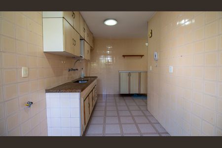 Apartamento para alugar com 95m², 2 quartos e 1 vaga Apartamento para alugar com 95m², 2 quartos e 1 vagaCozinha