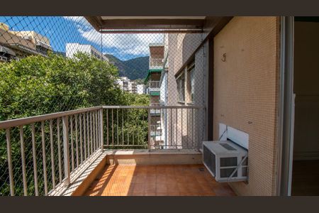 Apartamento para alugar com 95m², 2 quartos e 1 vaga Apartamento para alugar com 95m², 2 quartos e 1 vagaVaranda do Quarto