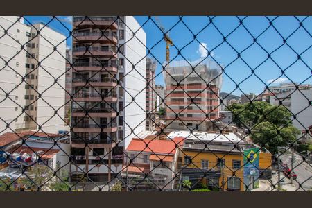 Apartamento para alugar com 95m², 2 quartos e 1 vaga Apartamento para alugar com 95m², 2 quartos e 1 vagaVista da Varanda