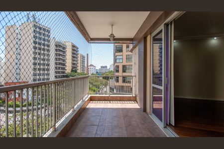 Apartamento para alugar com 95m², 2 quartos e 1 vaga Apartamento para alugar com 95m², 2 quartos e 1 vagaVaranda