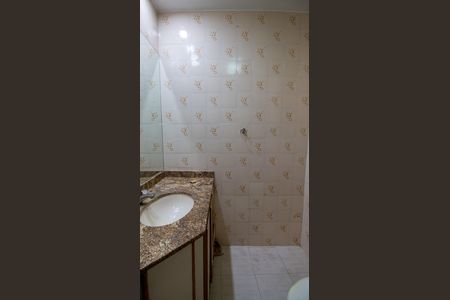 Apartamento para alugar com 95m², 2 quartos e 1 vaga Apartamento para alugar com 95m², 2 quartos e 1 vagaBanheiro Social