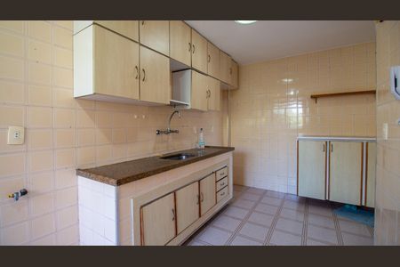 Apartamento para alugar com 95m², 2 quartos e 1 vaga Apartamento para alugar com 95m², 2 quartos e 1 vagaCozinha