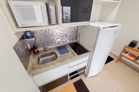 Studio para alugar com 25m², 1 quarto e 1 vaga Studio para alugar com 25m², 1 quarto e 1 vagaCozinha