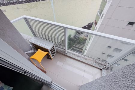 Studio para alugar com 25m², 1 quarto e 1 vaga Studio para alugar com 25m², 1 quarto e 1 vagaSacada
