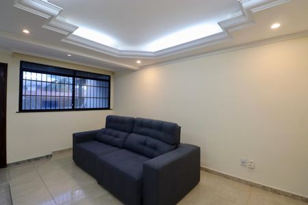 Sala de casa de condomínio para alugar com 5 quartos, 193m² em Armação, Salvador