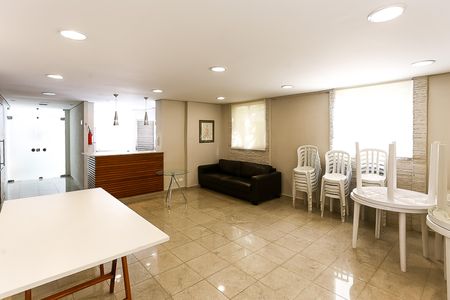 Apartamento para alugar com 70m², 3 quartos e 1 vaga Apartamento para alugar com 70m², 3 quartos e 1 vagaÁrea comum - Salão de festas