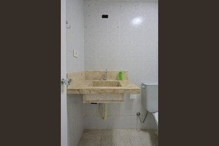 Apartamento para alugar com 70m², 3 quartos e 1 vaga Apartamento para alugar com 70m², 3 quartos e 1 vagaBanheiro social