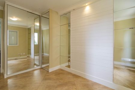 Apartamento à venda com 60m², 2 quartos e 1 vaga Apartamento à venda com 60m², 2 quartos e 1 vagaSuíte