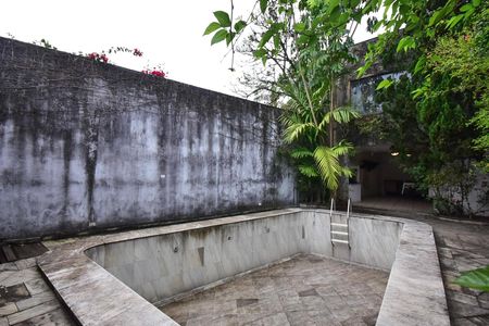 Casa à venda com 650m², 4 quartos e 9 vagasPiscina