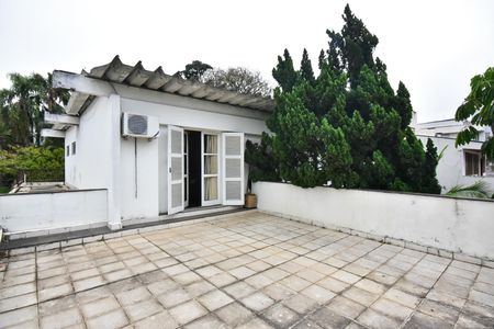Casa à venda com 650m², 4 quartos e 9 vagasTerraço da Suíte 4