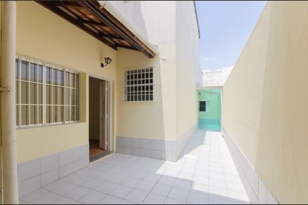 Casa para alugar com 165m², 3 quartos e 2 vagas Casa para alugar com 165m², 3 quartos e 2 vagasQuintal