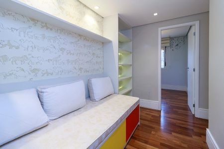 Apartamento à venda com 169m², 3 quartos e 3 vagasSala 2