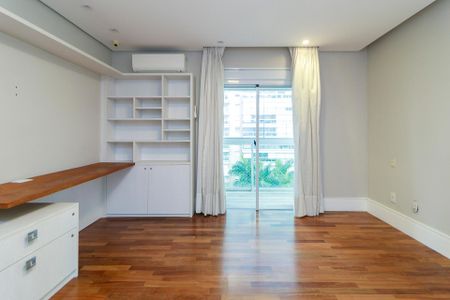 Apartamento à venda com 169m², 3 quartos e 3 vagasSuíte 1