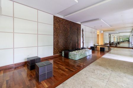 Apartamento à venda com 169m², 3 quartos e 3 vagasHall Social