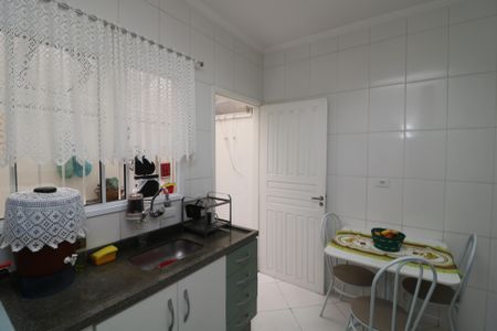 Casa de condomínio para alugar com 82m², 3 quartos e 1 vagaCozinha