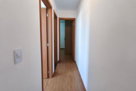 Apartamento à venda com 43m², 2 quartos e 1 vagaCorredor - Quartos