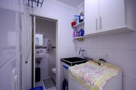 Casa à venda com 150m², 3 quartos e 2 vagas Casa à venda com 150m², 3 quartos e 2 vagasÁrea de Serviço