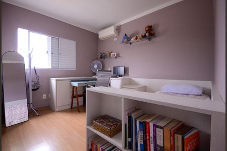 Casa à venda com 150m², 3 quartos e 2 vagas Casa à venda com 150m², 3 quartos e 2 vagasQuarto 1 - Suite