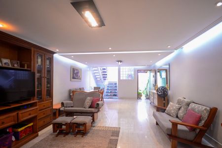 Sala  de casa à venda com 3 quartos, 150m² em Jardim Maria Estela, São Paulo