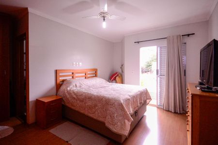 Casa à venda com 150m², 3 quartos e 2 vagas Casa à venda com 150m², 3 quartos e 2 vagasQuarto 3 - Suite