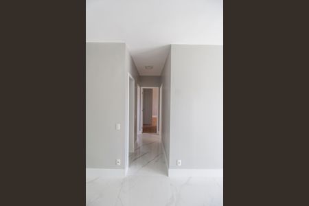 Apartamento à venda com 70m², 3 quartos e 2 vagasCorredor