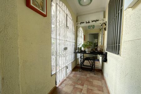 Casa à venda com 118m², 3 quartos e 1 vagaEntrada